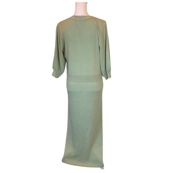 Eloquii Women's Long Sleeve Button Up Ribbed Midi Dress In Green. Large - Picture 7 of 13